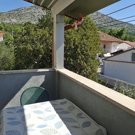 Nada Starigrad Paklenica