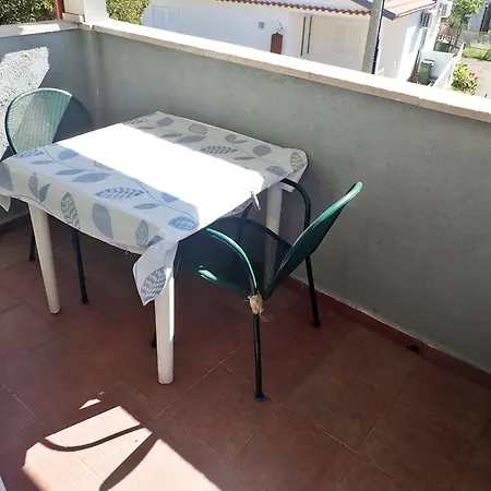 Nada Apartamento Starigrad Paklenica