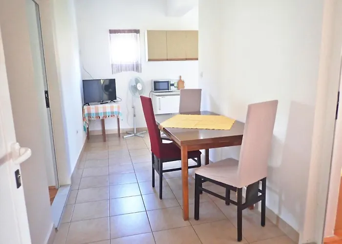 Nada アパート スタリグラード