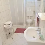Nada Lägenhet Starigrad Paklenica