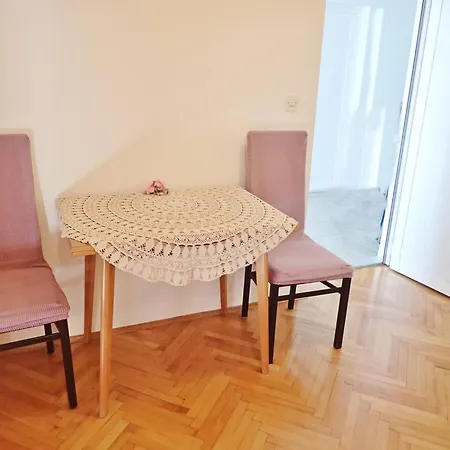 Nada Apartament