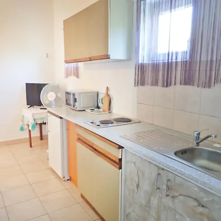 Apartament Nada *